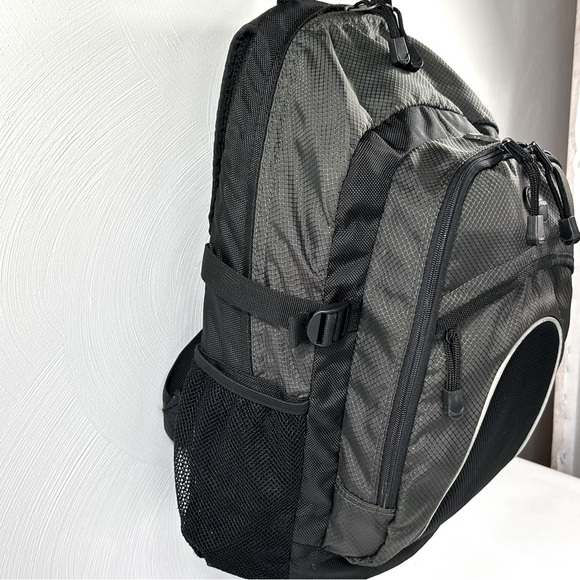 Targus Laptop Backpack - Picture 8 of 15